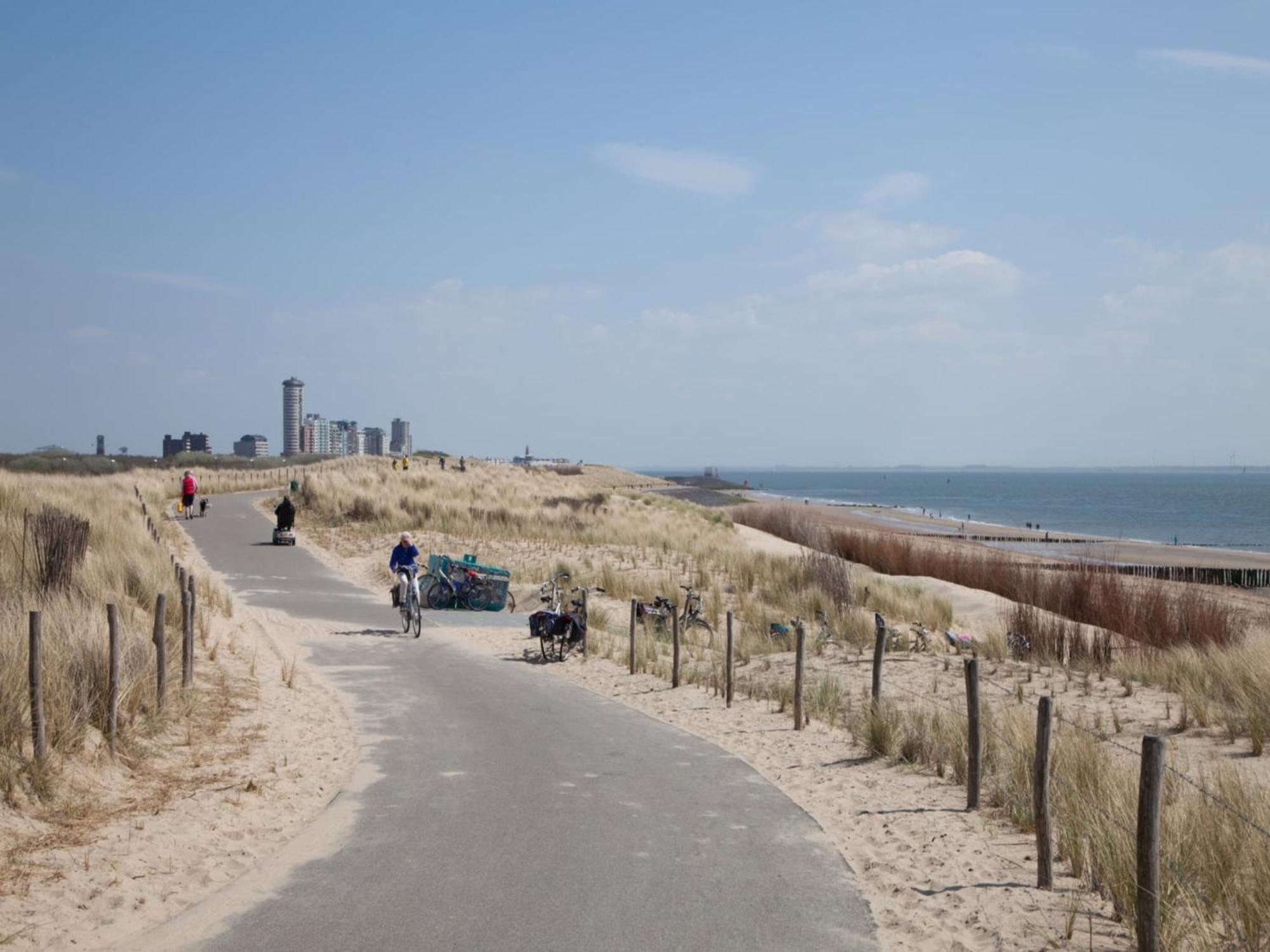 Attractive Apartment Near Vlissingen Beach Exterior foto